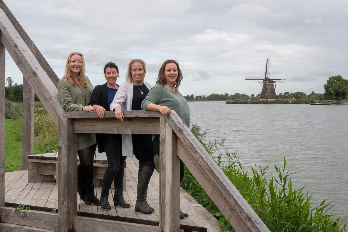 De vier psychologen van Psychologenpraktijk Bleiswijk aan de Rotte